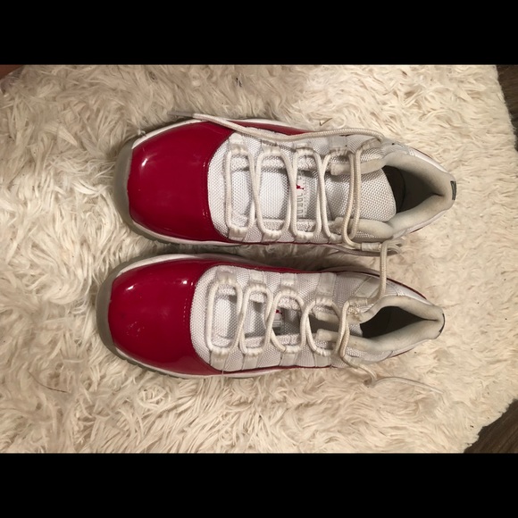 Jordan 11 - Picture 3 of 3